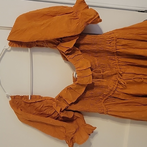 Ruffled Day Dress - Picture 3 of 3